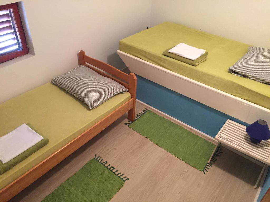 Apartments Pavic Betina  Ngoại thất bức ảnh