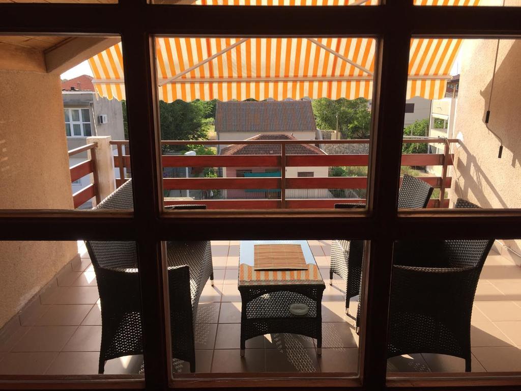 Apartments Pavic Betina  Ngoại thất bức ảnh