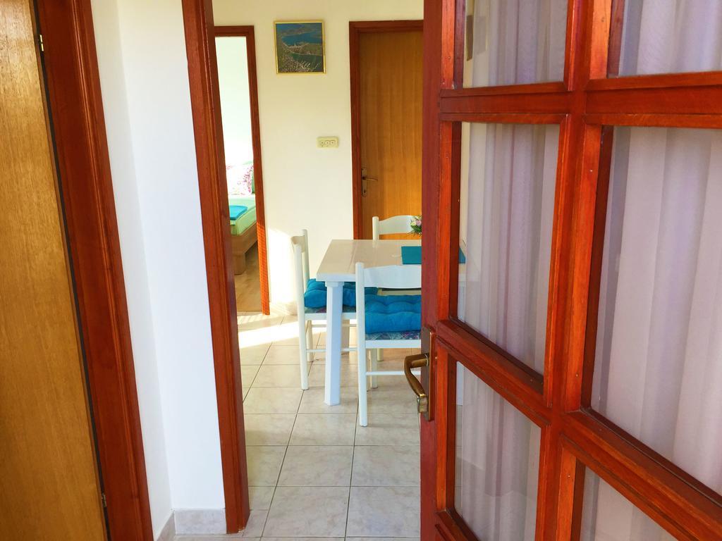 Apartments Pavic Betina  Ngoại thất bức ảnh